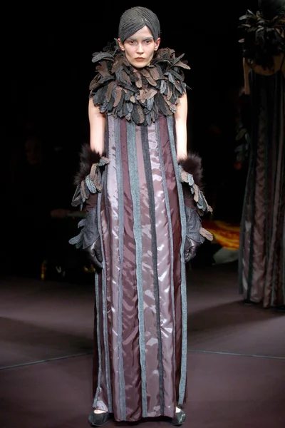 Look 34